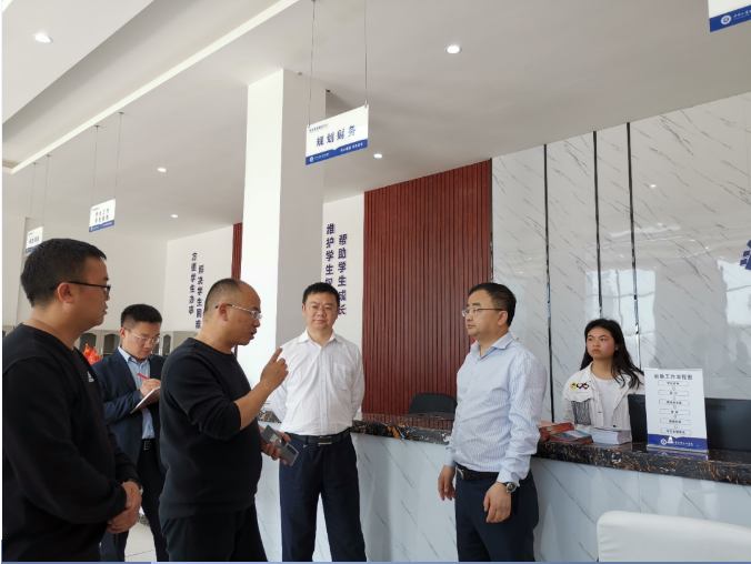 突出學史力行，為學生辦實事解難題 ——意昂3体育黨委書記李湧到學生事務服務中心、學生宿舍走訪調研